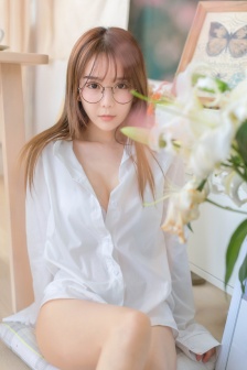 箱中女电影